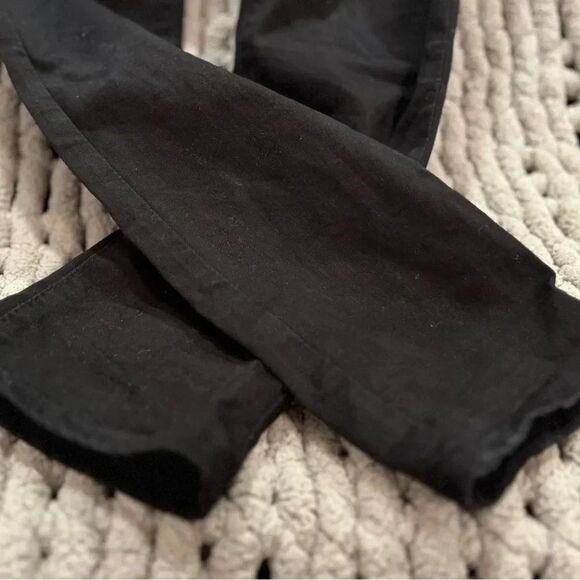 Levi’s Premium 724 High Rise Straight Black Jeans - Picture 7 of 7